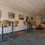 Ibis Brussels 3*