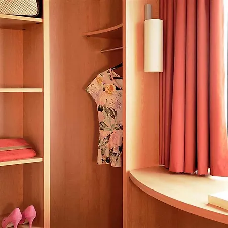 Ibis Brussels ووترلو