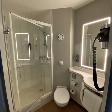 Ibis Brussels فندق 3*