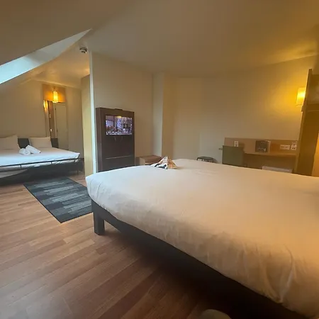 Ibis Brussels 3*