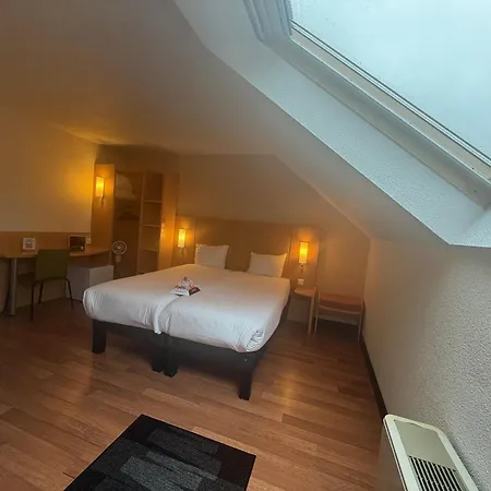 Ibis Brussels Hotel 3*