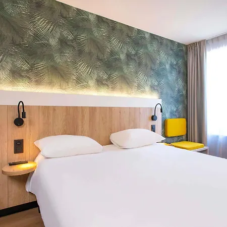 Ibis Brussels Hotel 3*