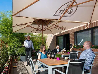 Ibis Brussels 3*