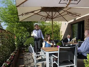 Ibis Brussels 3*