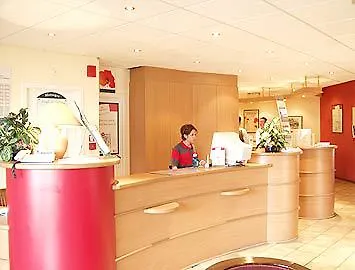 Ibis Brussels فندق