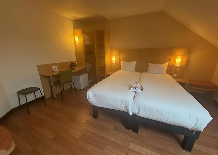 Ibis Brussels 3*