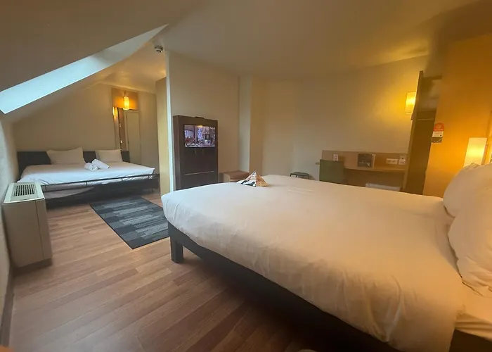 Ibis Brussels 3*